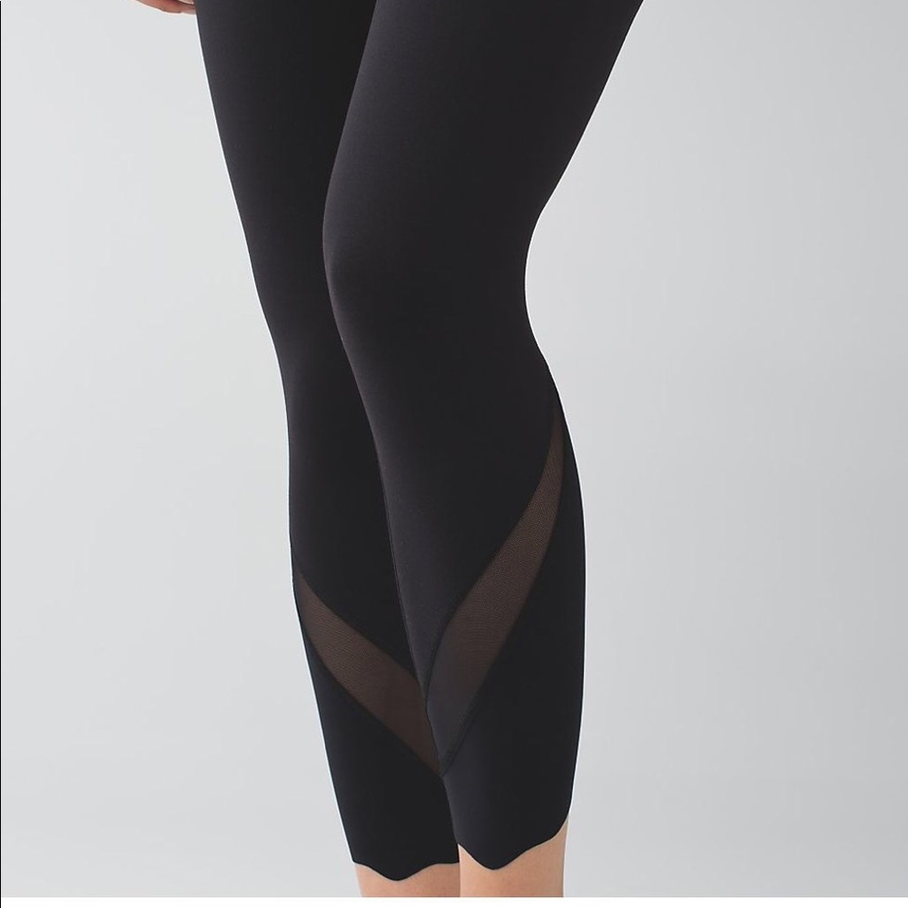 Lululemon wunder under special edition crop